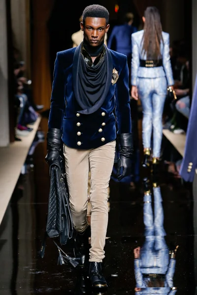 Look 33